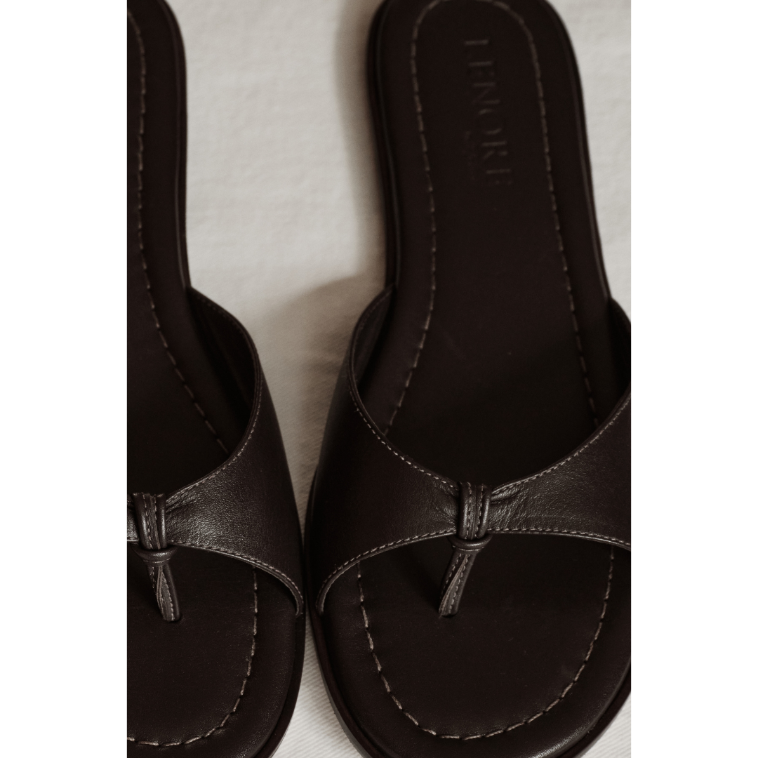 Bain thong sandal Chocolate | Matisse Footwear