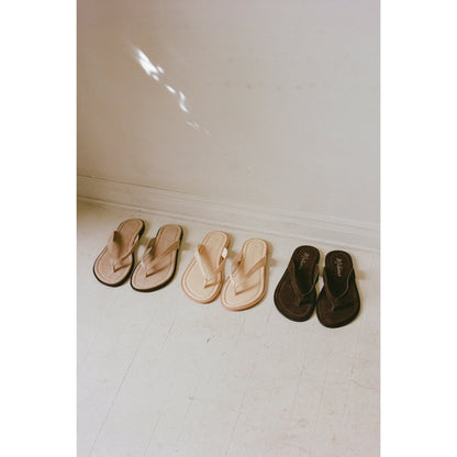 Leo flip flop sandal Natural | Matisse Footwear