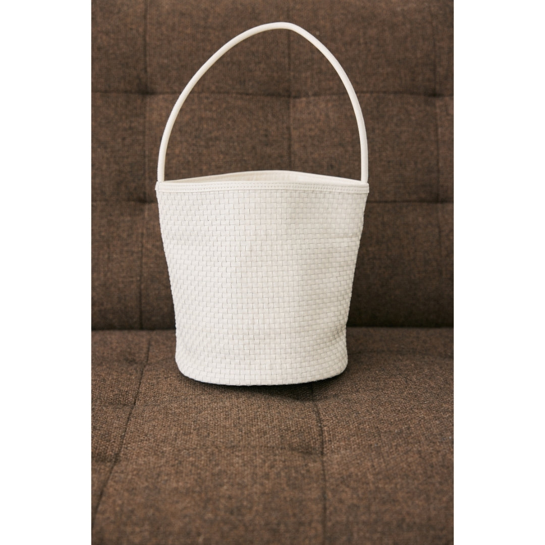 Vancouver woven bucket bag Ivory | Matisse Footwear
