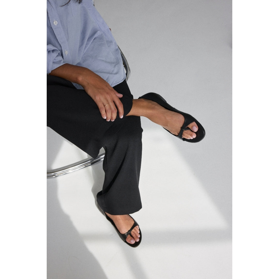 Neptune flat Black | Matisse Footwear