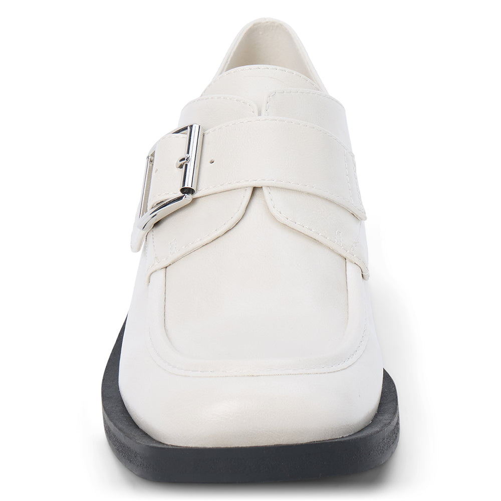 Hilary loafer Bone | Matisse Footwear
