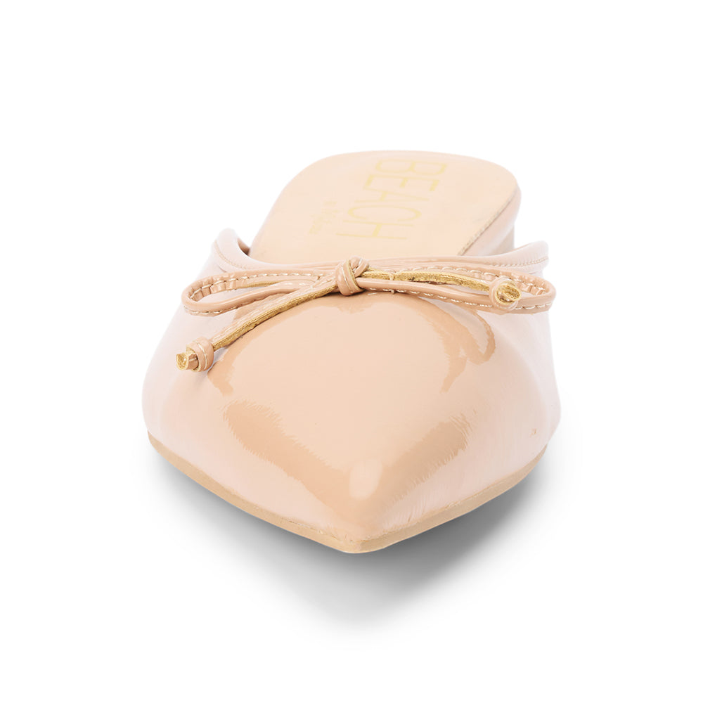 Reggie flat mule Nude Patent | Matisse Footwear