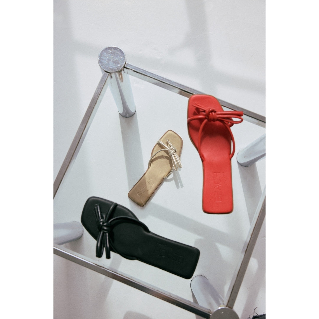 Ruthie slide sandal Gold | Matisse Footwear