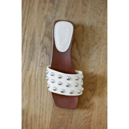 Fiora heeled sandal Butter | Matisse Footwear