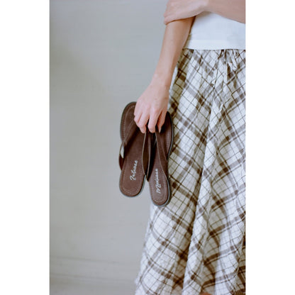 Leo flip flop sandal Chocolate | Matisse Footwear