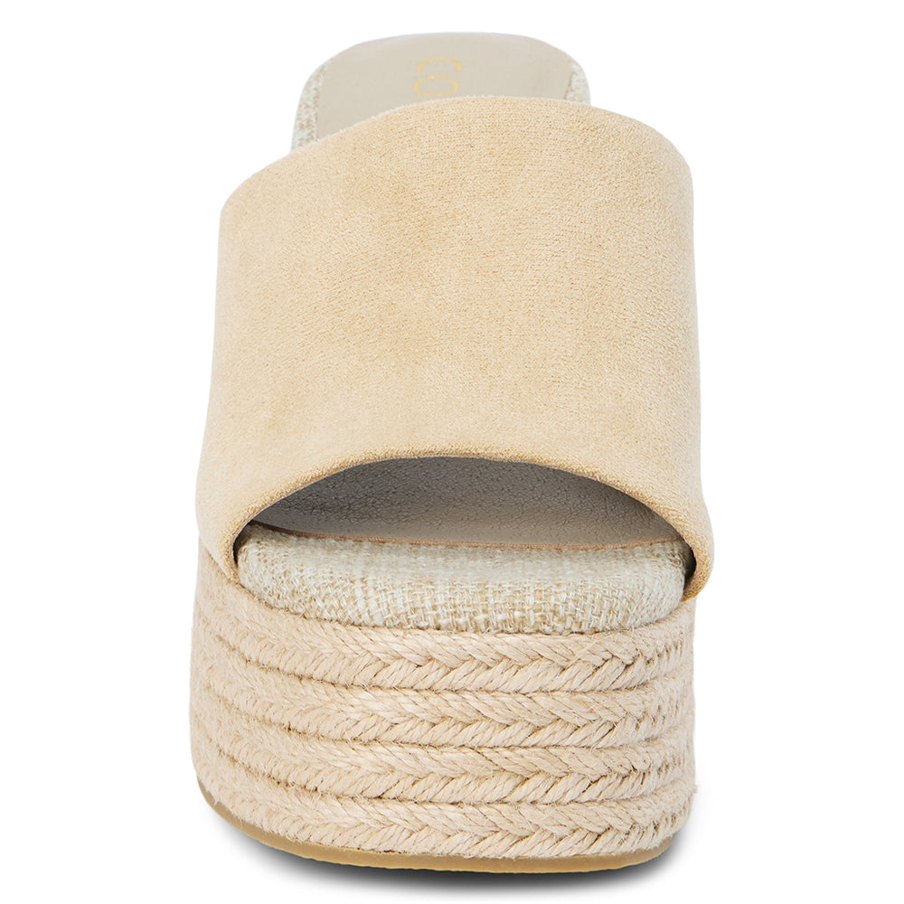 Sorrento wedge sandal Natural | Matisse Footwear