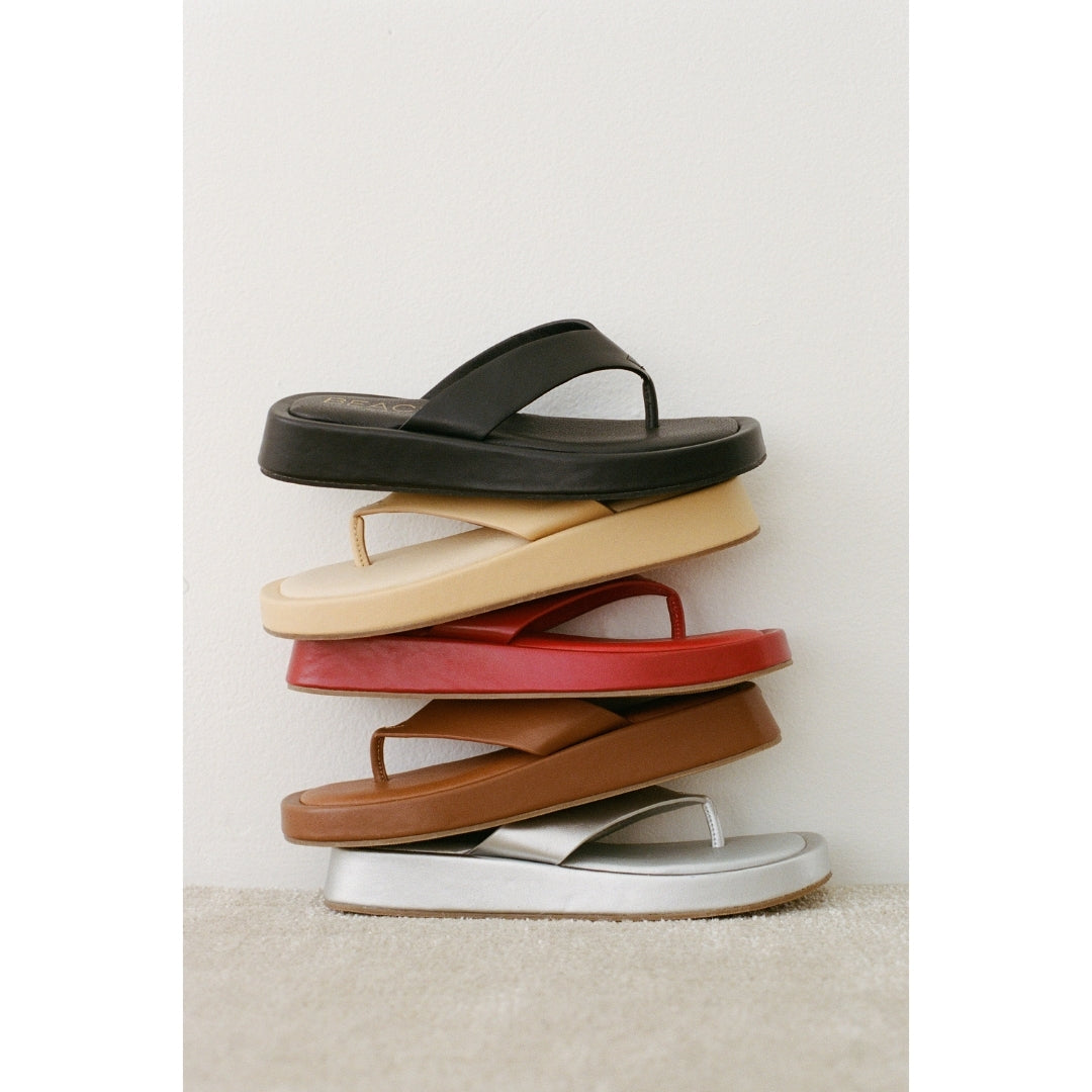 Mallorca flip flop sandal Red | Matisse Footwear
