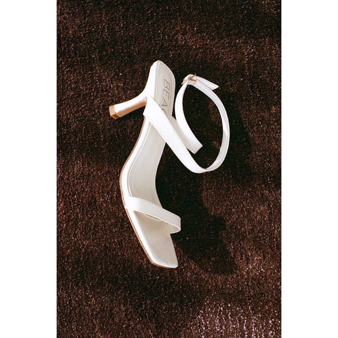 Breeze heeled sandal White | Matisse Footwear