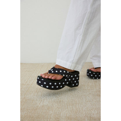 Bonnie platform sandal Black Polka Dot | Matisse Footwear