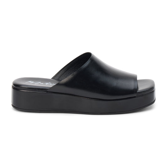 Lido slide sandal Black | Matisse Footwear